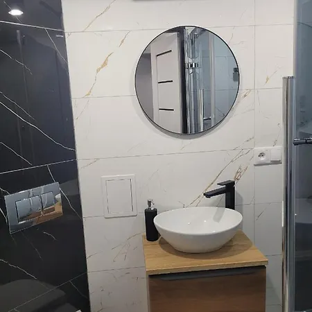 Appartamento Apertment Wenus Zabrze Esterno foto